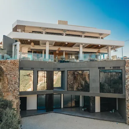 Sanders Bayfront Luxury Villas Villa