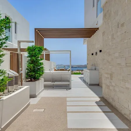 Sanders Bayfront Luxury Villas Villa *